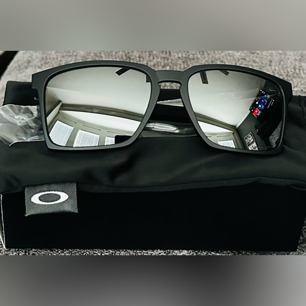 Authentic Oakley Sunglasses - 948301 Exchange Sun Prizm Black - Brand New in Box